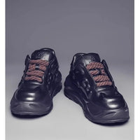 UrbanRise – Sneakers Homme Luxe & Minimalistes 2024