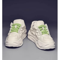 UrbanRise – Sneakers Homme Luxe & Minimalistes 2024