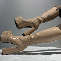 C240 Red Impact – Bottes Vernies à Talon Carré & Plateforme