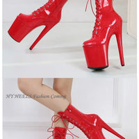 Boots d’été femme – Talon court, perforées et style Peep Toe