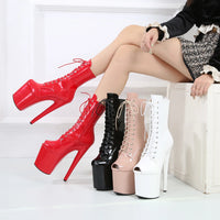 Boots d’été femme – Talon court, perforées et style Peep Toe