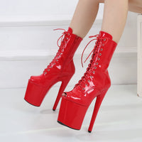 Boots d’été femme – Talon court, perforées et style Peep Toe