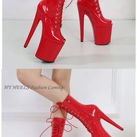 Boots d’été femme – Talon court, perforées et style Peep Toe