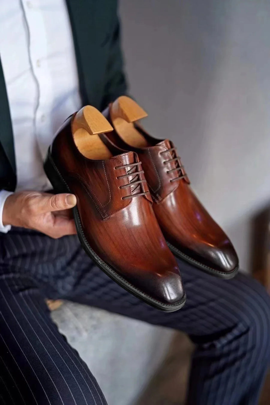Italian Men's Dress Shoes - Luxury Genuine Leather Handmade Square Toe Lace Up Business & Evening Shoes