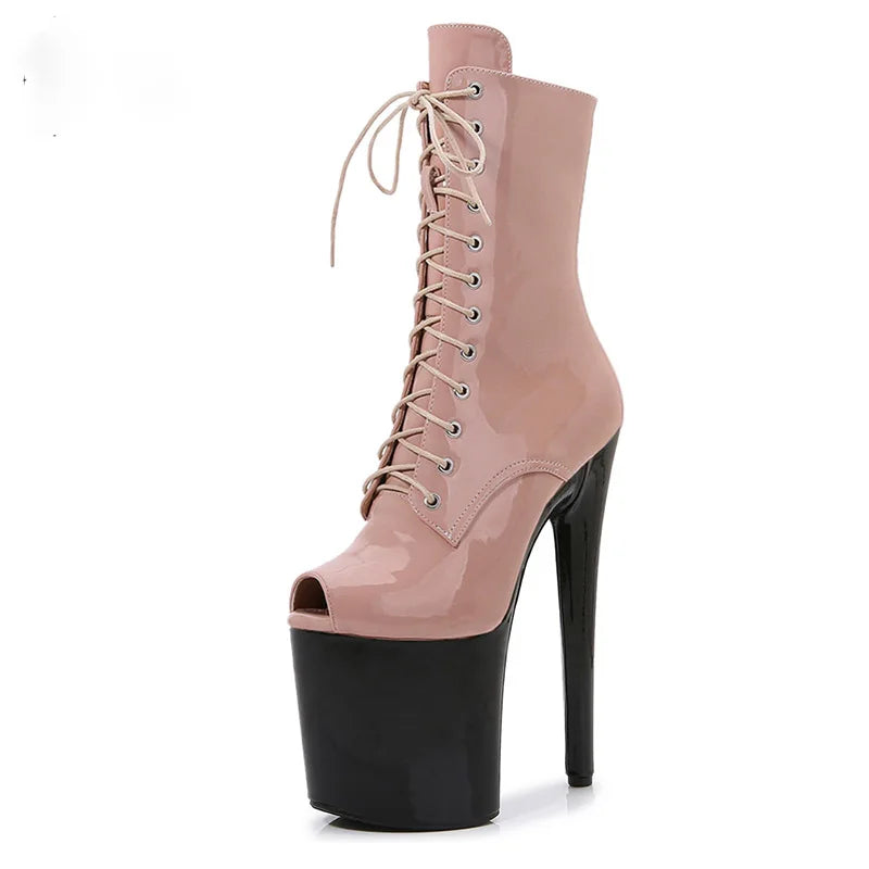 Boots d’été femme – Talon court, perforées et style Peep Toe