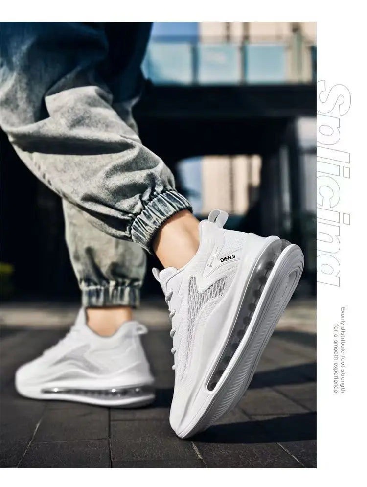 Men's sports sneakers - Breathable mesh and soft cushioning