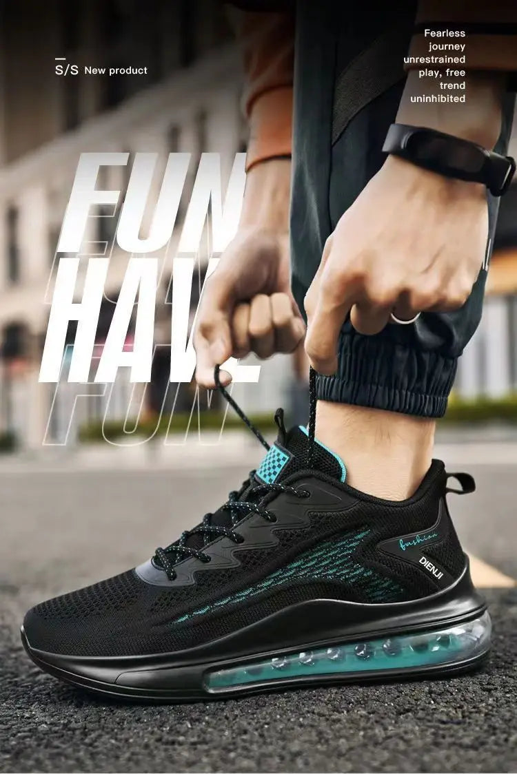 Men's sports sneakers - Breathable mesh and soft cushioning