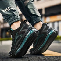Men's sports sneakers - Breathable mesh and soft cushioning