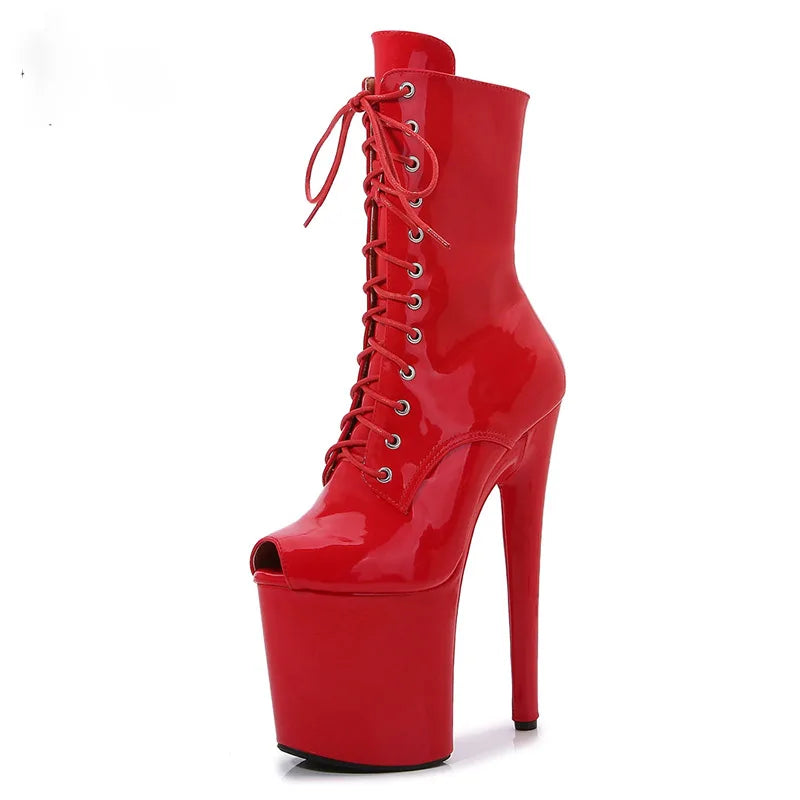 Boots d’été femme – Talon court, perforées et style Peep Toe