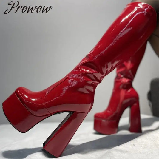 C240 Red Impact – Bottes Vernies à Talon Carré &amp; Plateforme